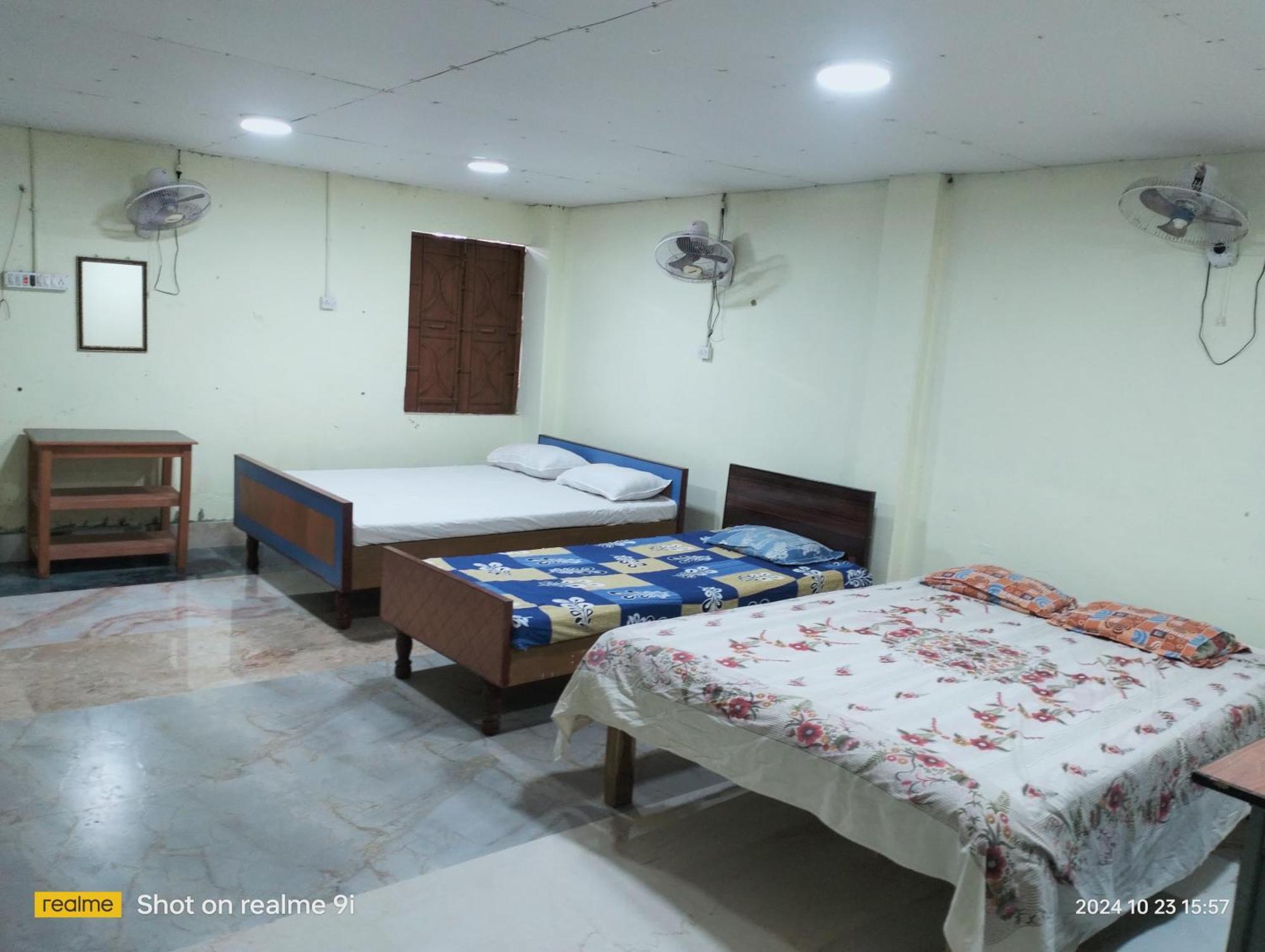 Kriya Yoga Wellness Hotel Dhablat Exterior foto