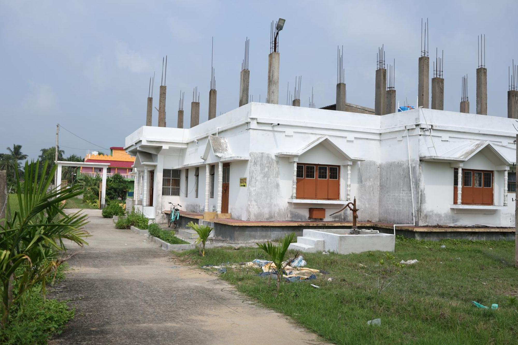 Kriya Yoga Wellness Hotel Dhablat Exterior foto